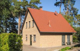 Cozy Home In Röbel With Lake View - 1