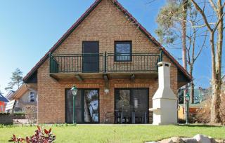 Cozy Home In Röbel With Lake View - 3