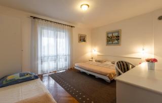 Cozy Apartment In Porec - 7