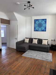 Quirky renovated apartment Glastonbury - Glastonbury - 1