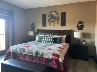 A Bear's Hibernation condo - 2