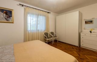 Beautiful Apartment In Porec With Wifi - 2