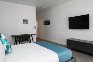 Ocean Breeze Resort - 4