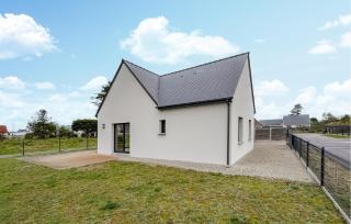 Cozy Home In Saint Germain Sur Ay With Wifi - 1