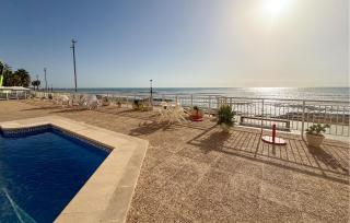 Beautiful Apartment In Torrevieja - 2