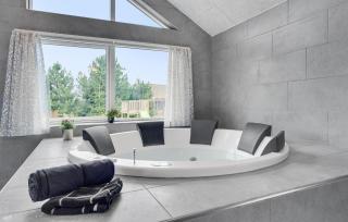 Cozy Home In Glesborg With Sauna - 4