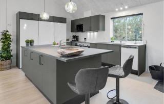 Cozy Home In Glesborg With Sauna - 6