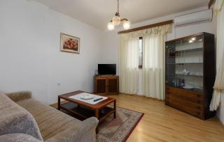 1 Bedroom Amazing Apartment In Porec - 0