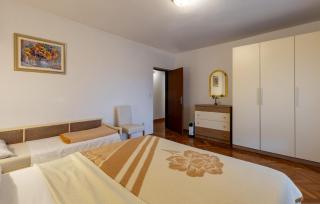 1 Bedroom Amazing Apartment In Porec - 7