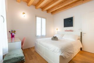 La Casa Di Mimì - The House Of Travelers - 1