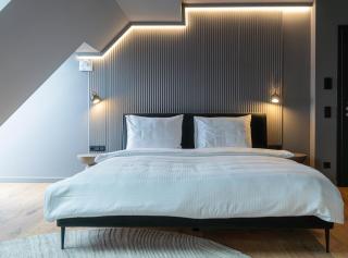 Conlon House Central - 0