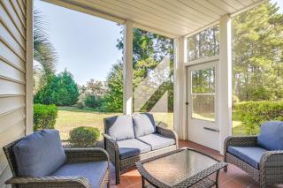 3 Mi to Surfside Beach! 1st-Floor End Unit with Pool - 0