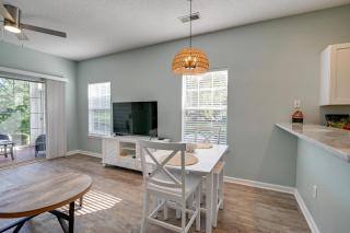 3 Mi to Surfside Beach! 1st-Floor End Unit with Pool - 4