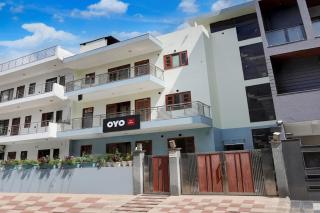 Super Hotel O Raj Mahal - 6