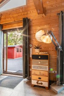 Wellness Lakehouse mit Sauna, Whirlpool in der Natur - 2
