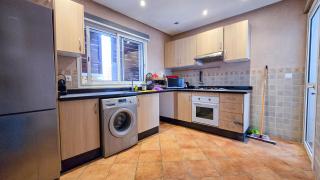 LovelyStay in Lacassilla - Chic & Spacious - 4