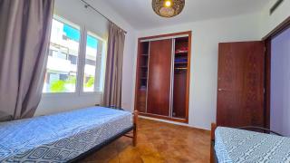 LovelyStay in Lacassilla - Chic & Spacious - 8