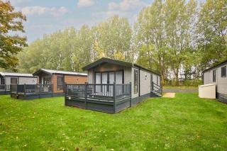 Wag Tail Lodge with Hot Tub - 6