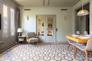 Unique Rentals - Luxurious Oasis - Barcelona - 4