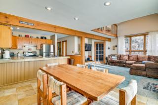 Near Hiking and Skiing Hunter Mountain Getaway! - 7