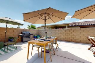 The Poolhouse at La Quinta - 6