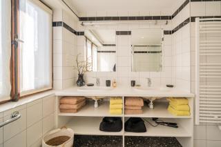 La Maison de Lucie - grande maison idéale en famille ou entre amis - jardin - parking gratuit - 2