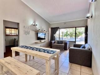 Broadway Beach Cottage - 6