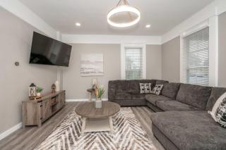 The Gathering House - Home for 6 - 3