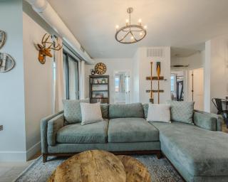 Whitefish Loft Downtown Condo for 6 - 9