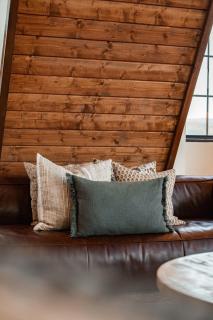 Family 5BR Cabin Near Downtown Gatlinburg With Games Hot Tub - 1