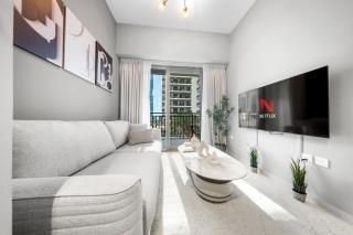 Stylish & Elegant Stay Prime Business Bay Spot - 6