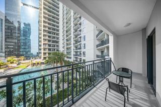 Stylish & Elegant Stay Prime Business Bay Spot - 2