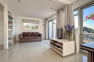 Atlantic Seaview Loft Apartment - 6