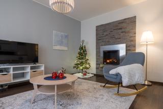 Family City Home - 7