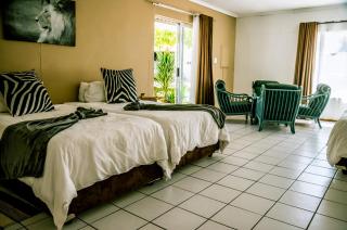 Trans Kalahari Inn - 9