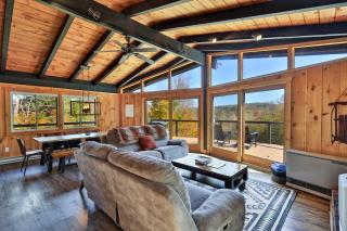 RoundTop Chalet - Hot Tub, Fire Pit & Mountain Views near Killington & Okemo - 6