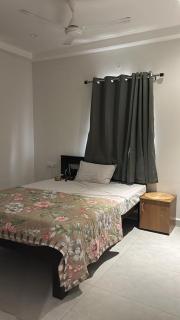 Luxury 2bhk flat near porur - Chennai - 5