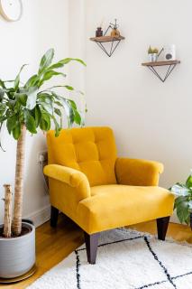 1-Bedroom Apartment Overlooking Clapham Common - 2