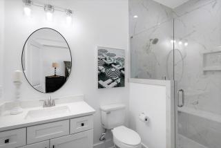 Sundance, Sleeps 18! 1 Block to Beach! Pool and spa! - 4