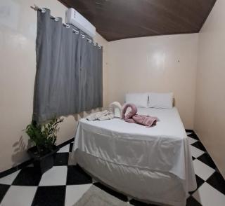 Quarto com ar condicionado próximo ao mangueirao - 0