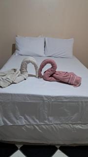 Quarto com ar condicionado próximo ao mangueirao - 4