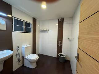 Ceylon Bake House Woodland Junction Ernakulam - Cochin - 9