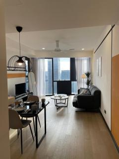 Modern 1BR Apartment with KLCC Twin Towers View - 0