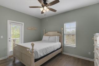 The Bungalows at Seagrove 114 - 3