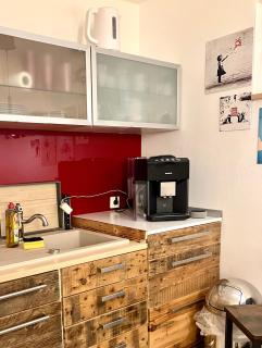 Ü Villa 180qm 3 Bäder 3 Küchen 3 Etagen viel Platz 7 Zimmer Grillmöglichkeit - 3