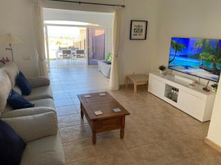 Villa Sea La Vie - 3 Bedrooms, Pool & Sea Views - 4