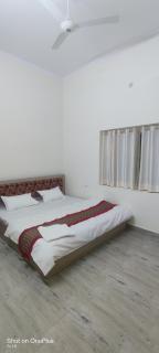 Chand Guest House - Haldwāni - 5