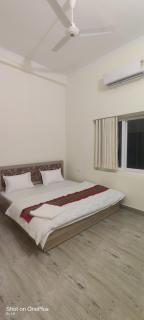 Chand Guest House - Haldwāni - 0