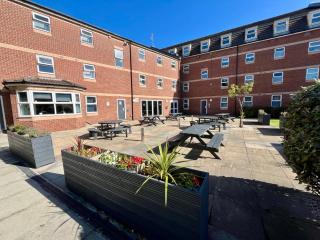 For Students Only Myrtle Court in Liverpool - 0