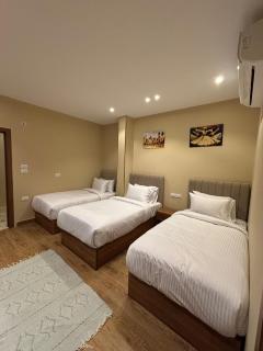 The Palace Pyramids View - 9